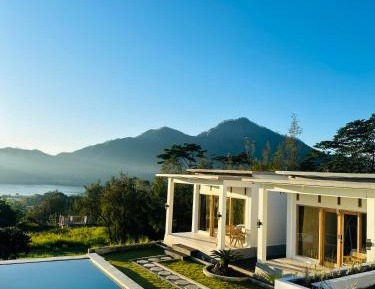 Double Room with Lake View