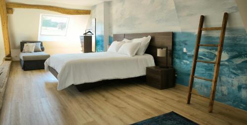 Deluxe Double Room with Shower