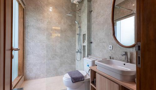 Twin Room with Balcony