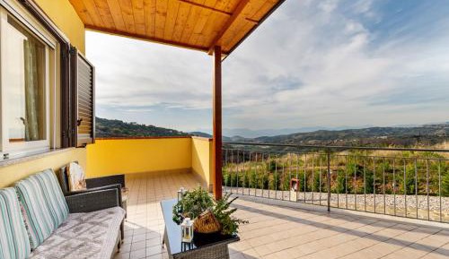 Two-Bedroom Apartment with Sea View