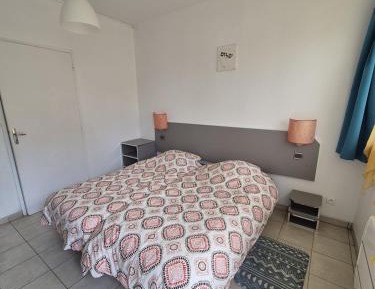 Twin Room with Private Bathroom