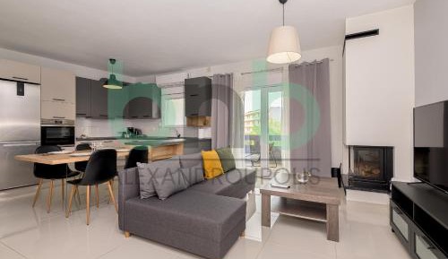 Three-Bedroom Deluxe Apartment