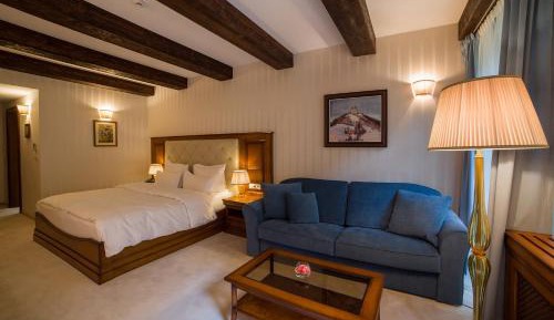 Suite with Balcony