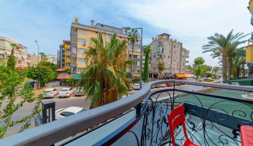 Deluxe Double Room with Side Sea View