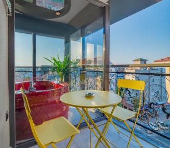 Queen Suite with Sea View