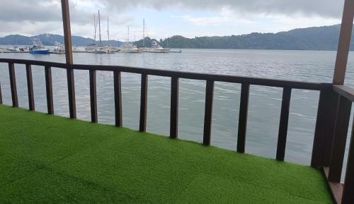 Two-Bedroom Apartment with Balcony and Sea View