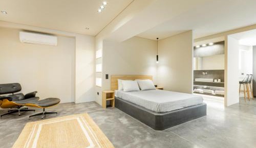 Deluxe Double Studio