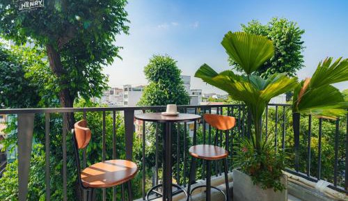 Two-Bedroom Apartment with Balcony