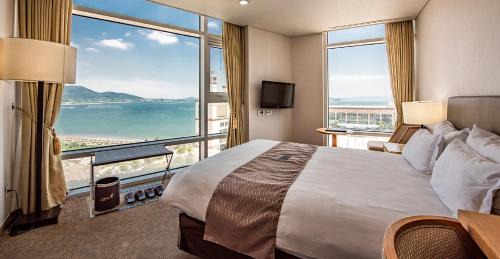 Double Room with Sea View