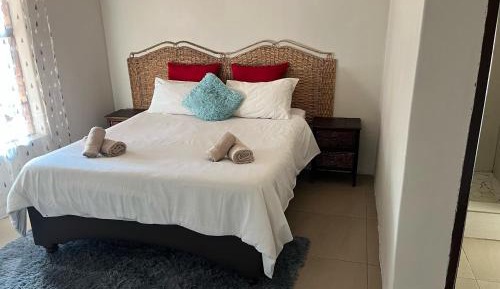 Apartment With Shared Bathroom