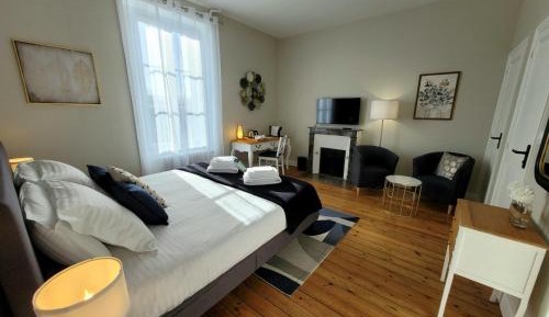 Standard King Room