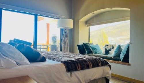 King Room with Mountain View