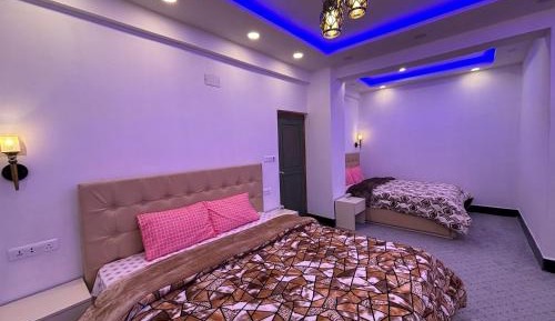 Double Room with Mountain View
