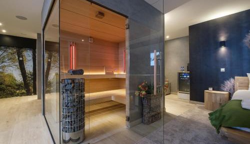 King Room with Spa Bath