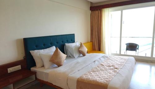 King Room with Lake View