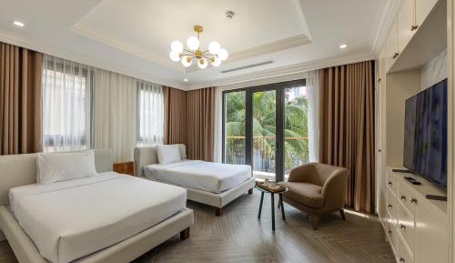 Twin Room with Balcony