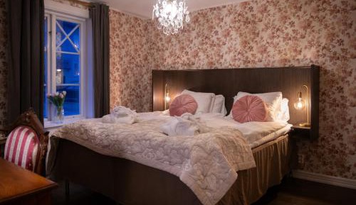 Junior Suite with Garden View