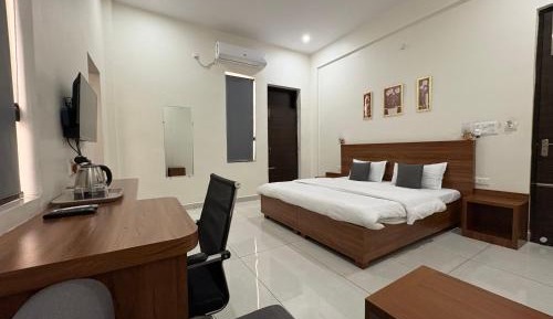 King Room with Balcony