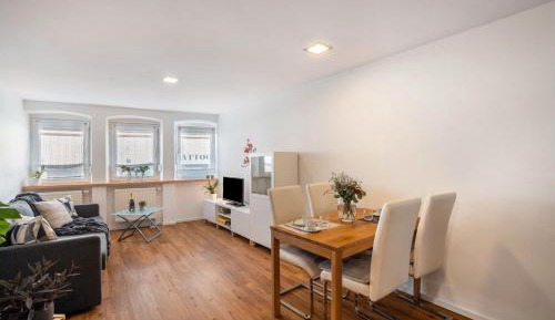 Superior One-Bedroom Apartment