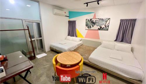 Deluxe Family Room