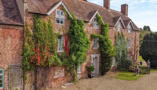 Six-Bedroom House