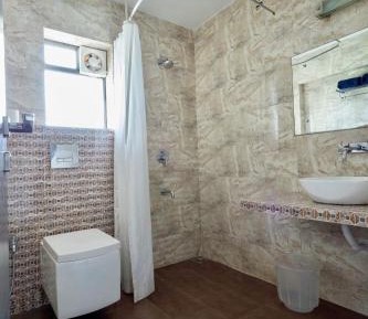 Queen Suite with Balcony