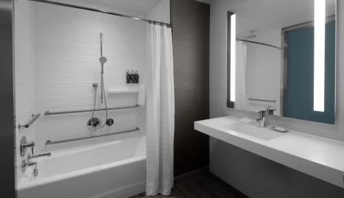 King Room with Sofa Bed and Adapted Tub - Mobility and Hearing Accessible