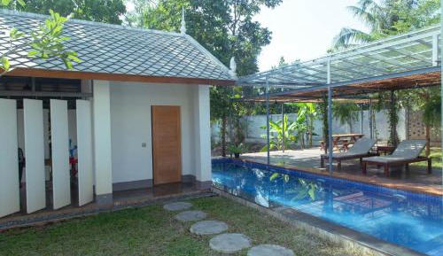 Three-Bedroom Holiday Home 