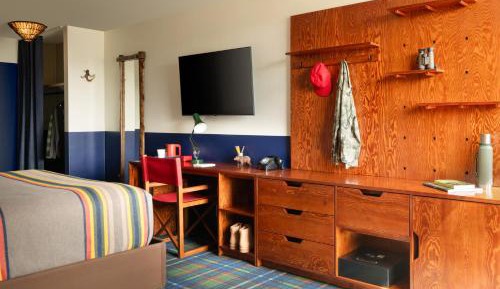 The Gallatin Mountain Suite