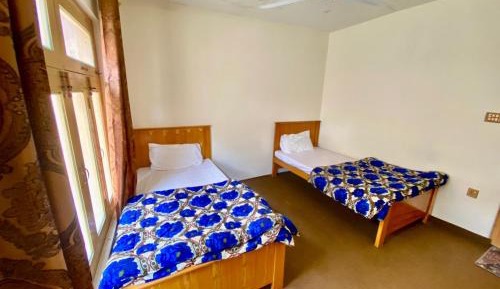 Twin Room with Private Bathroom