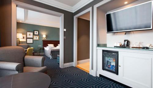 Superior Family Room