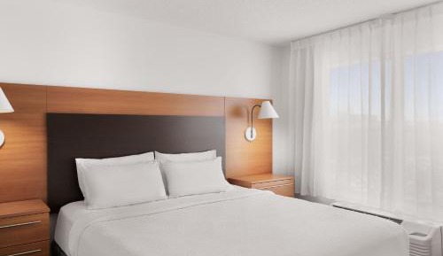 Studio, 1 Queen, Sofa bed