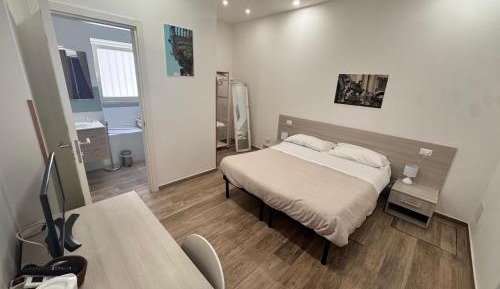 Double or Twin Room with Private Bathroom
