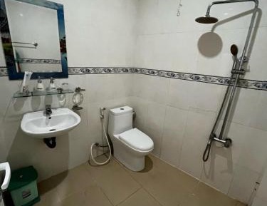 Quadruple Room with Private Bathroom