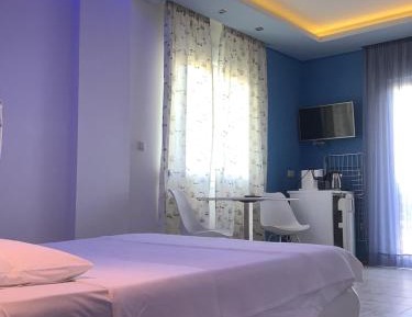 Triple Room with Terrace