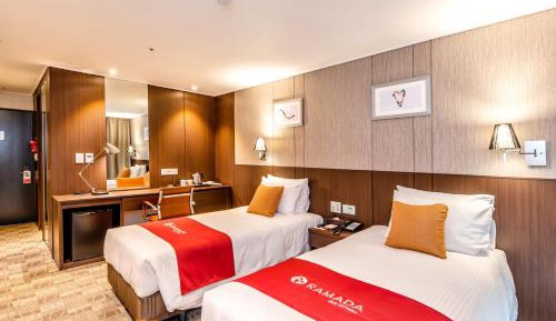Twin Room with Two Single Beds - Non-Smoking