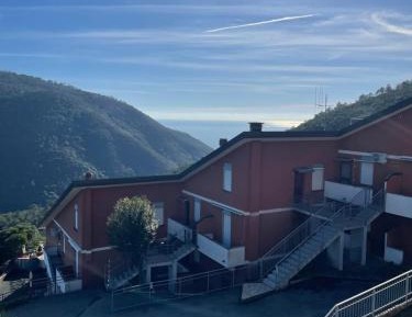One-Bedroom Apartment with Garden View
