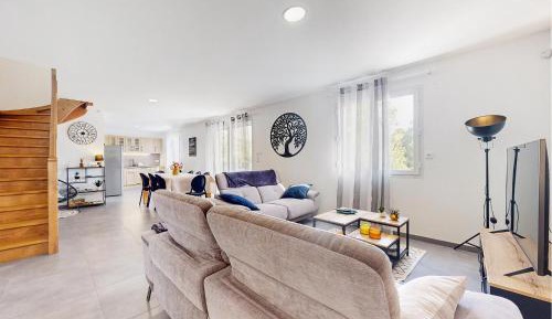 Four-Bedroom Holiday Home
