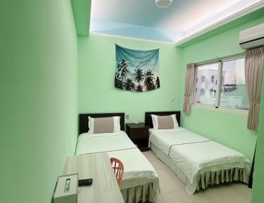 Small Twin Room