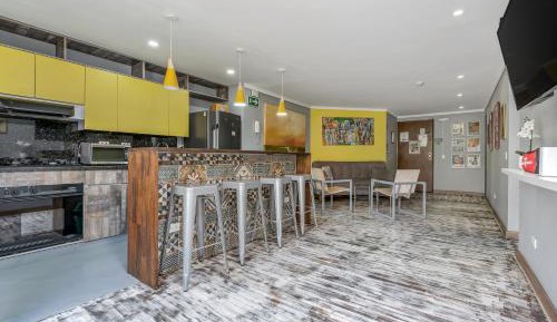 Two-Bedroom Deluxe Apartment
