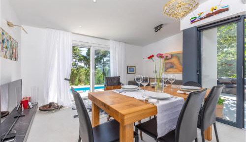Two-Bedroom Holiday Home