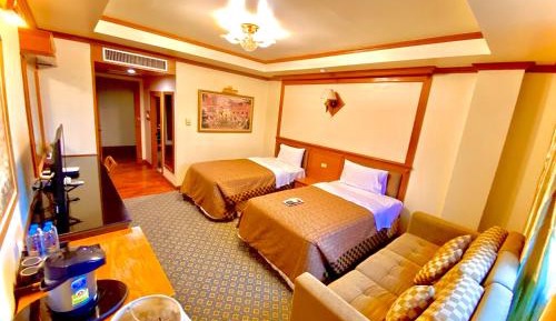 Twin Room with City View