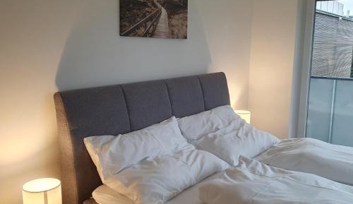 One-Bedroom Apartment with Balcony