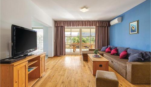 Four-Bedroom Holiday Home