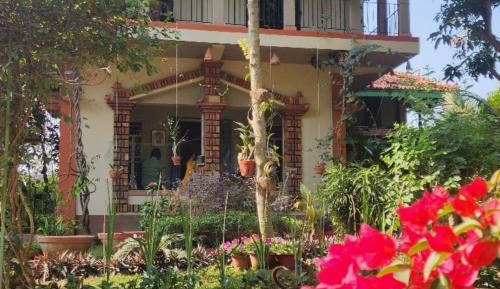 Villa with Garden View