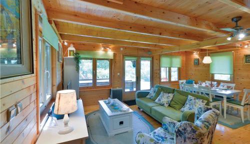 Two-Bedroom Holiday Home