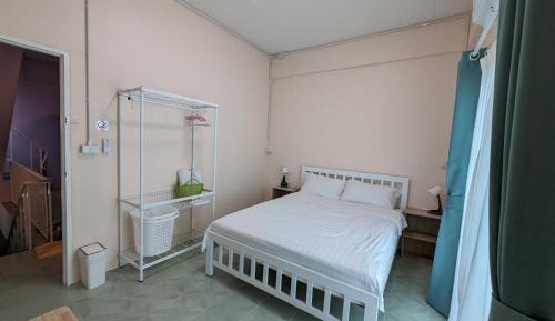 Queen Room with Balcony