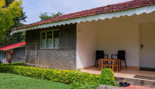  One Bedroom Chalet  with Lawn