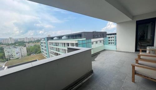 One-Bedroom Deluxe Apartment