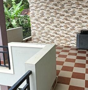Family Room with Mountain View